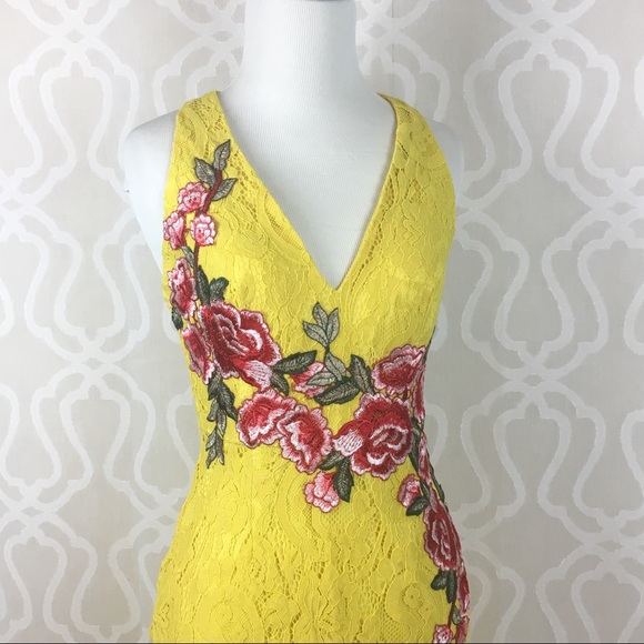 Red Roses on Daffodil Yellow Lace Formal Gown - Picture 2 of 8